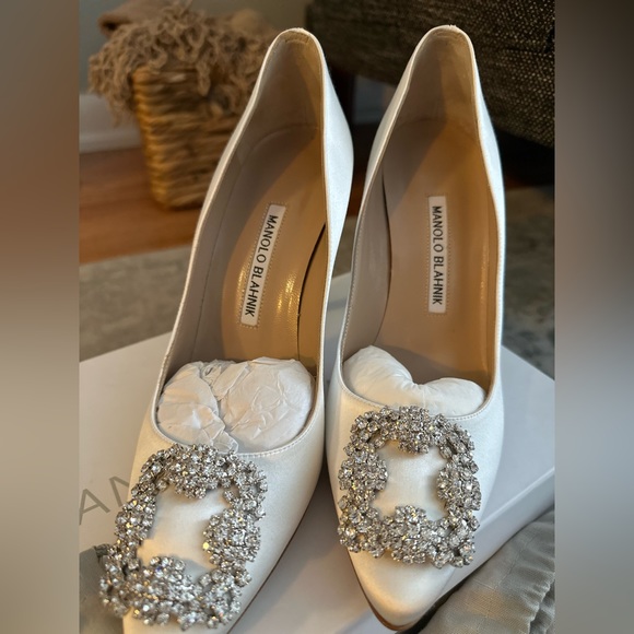 MANOLO BLANKKS (blue & ivory) brand new - Picture 4 of 7